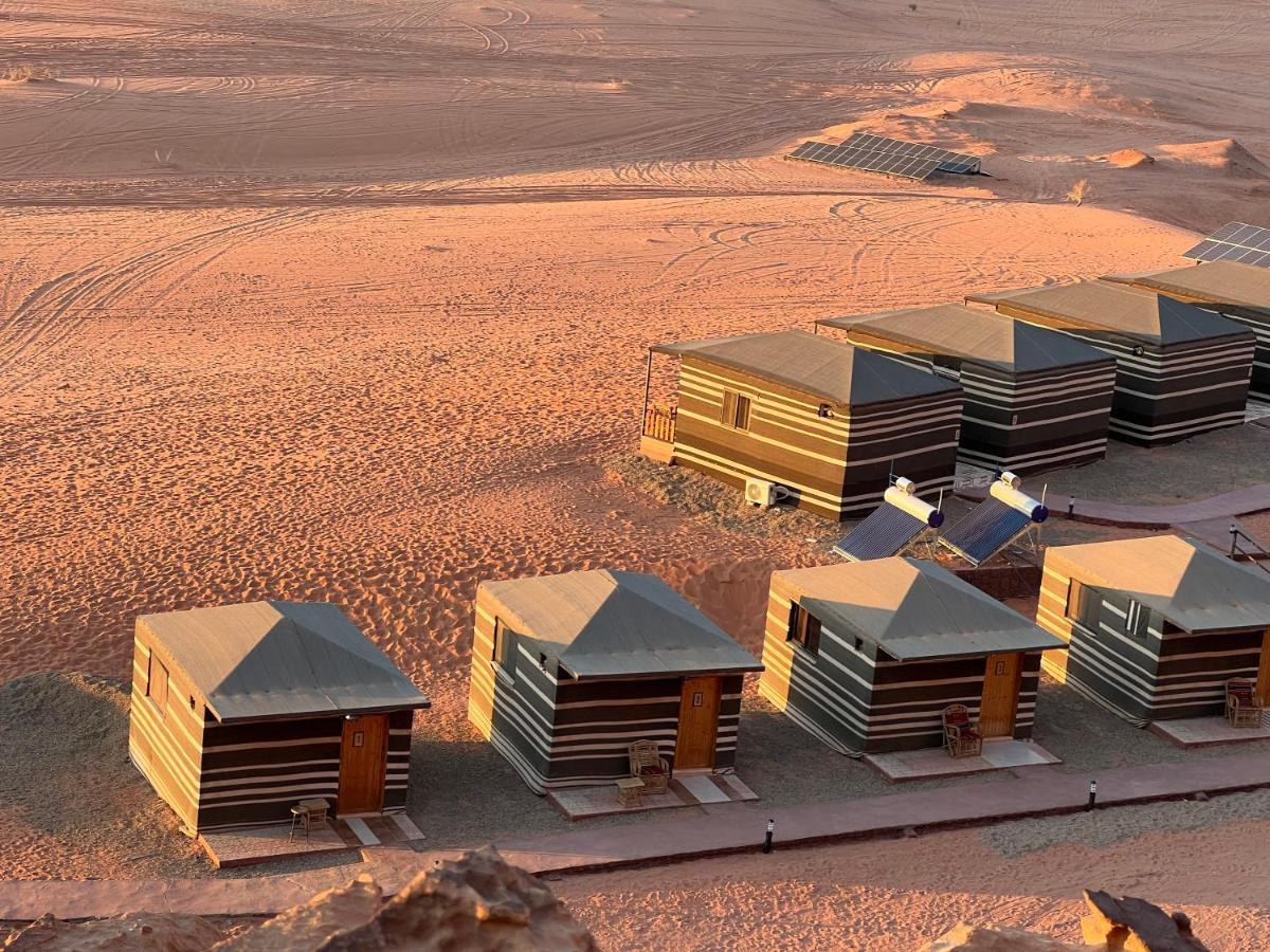 Wadi Rum Eagle Luxury Camp Buitenkant foto