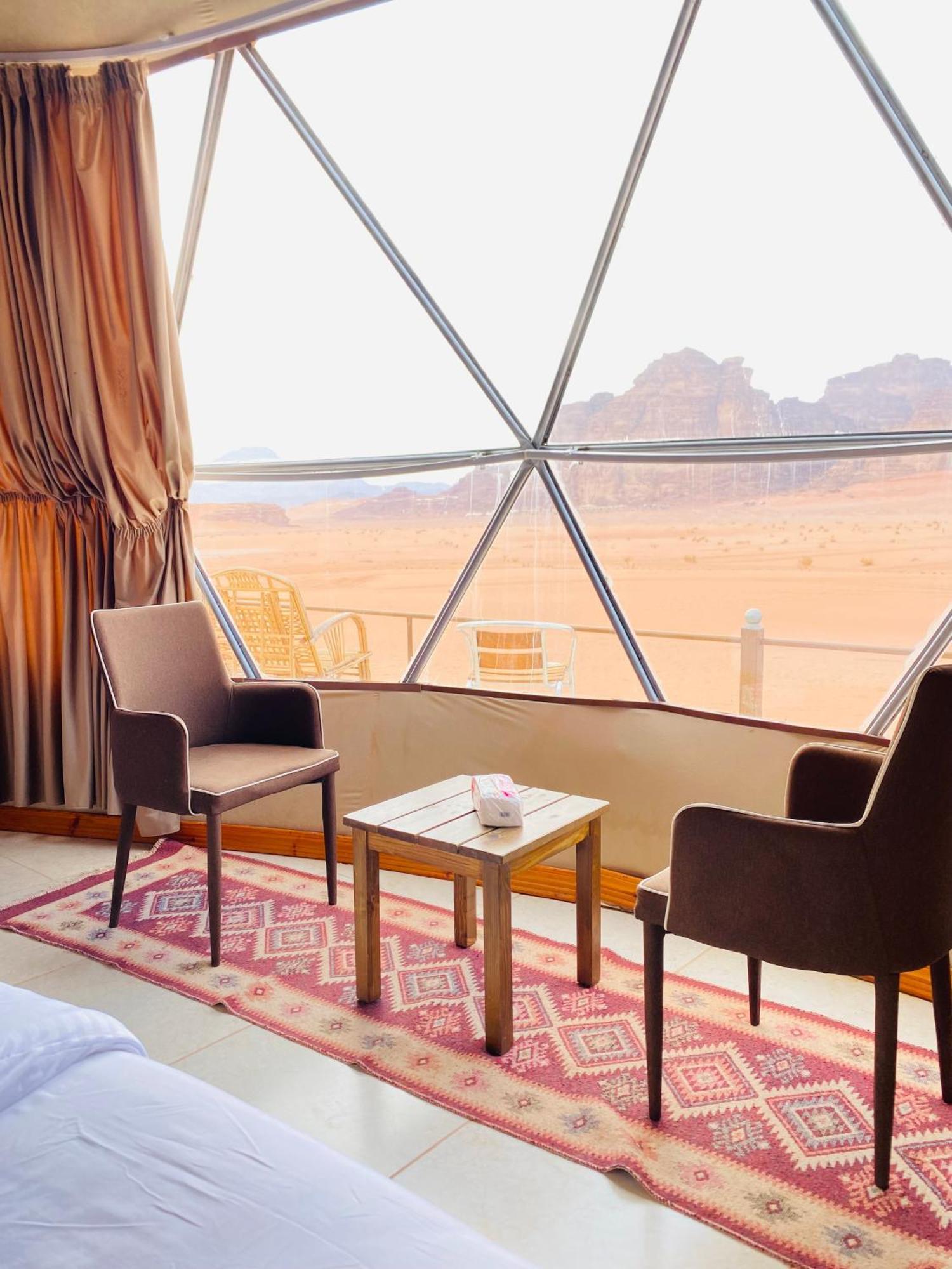 Wadi Rum Eagle Luxury Camp Buitenkant foto