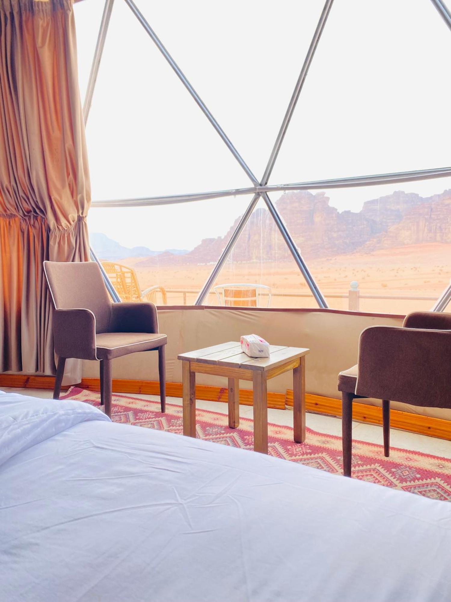 Wadi Rum Eagle Luxury Camp Buitenkant foto