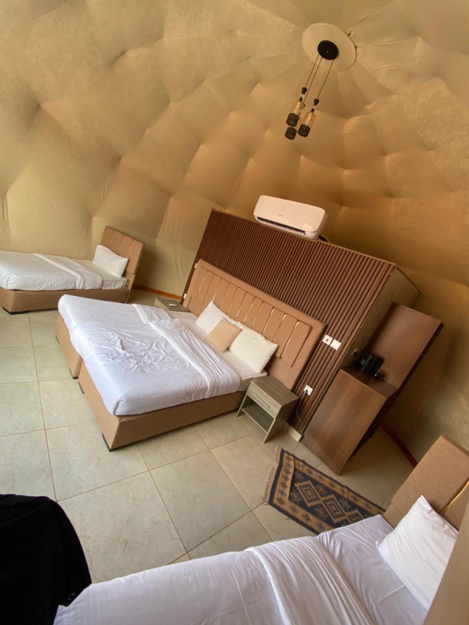 Wadi Rum Eagle Luxury Camp Buitenkant foto
