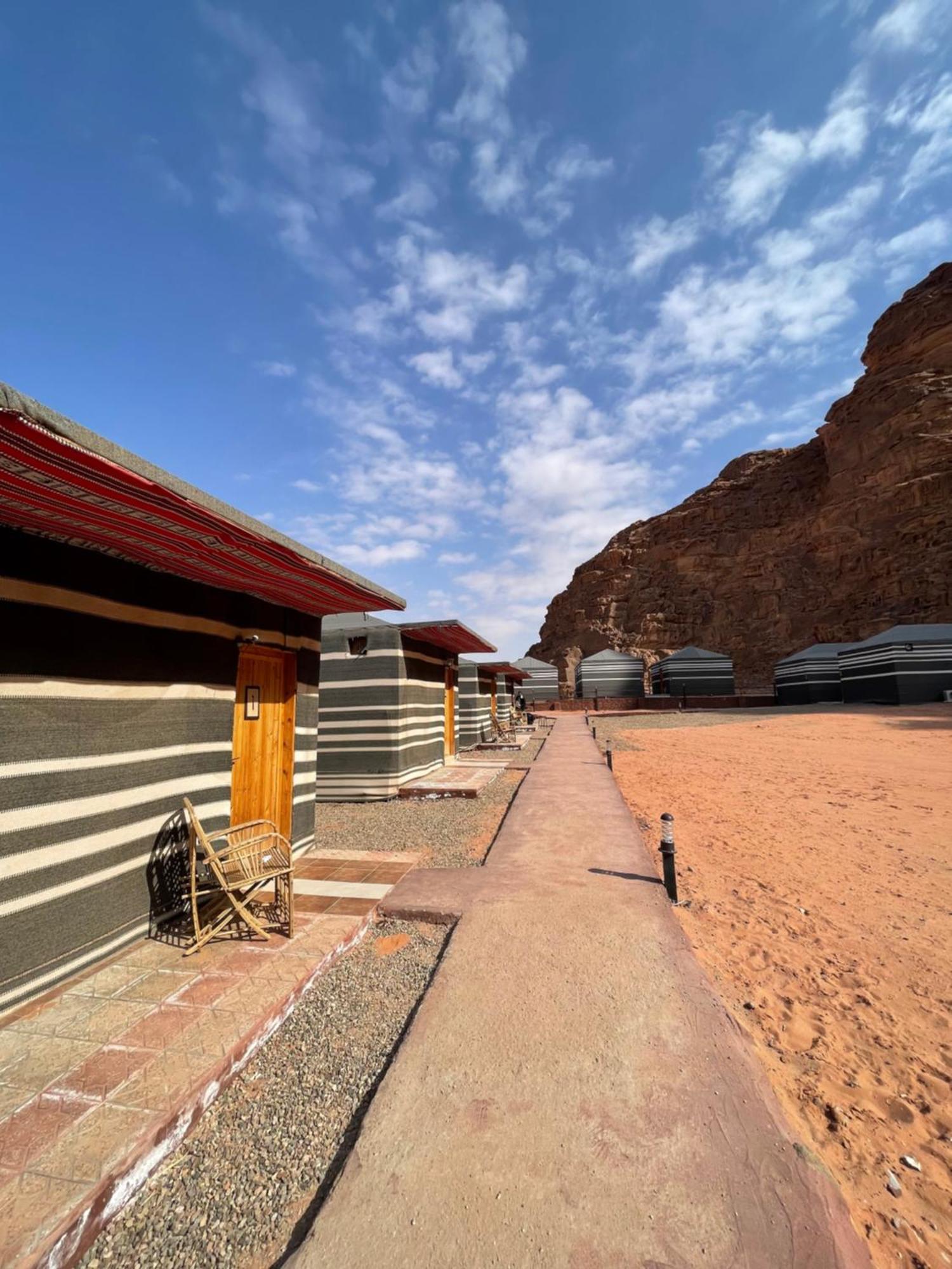 Wadi Rum Eagle Luxury Camp Buitenkant foto